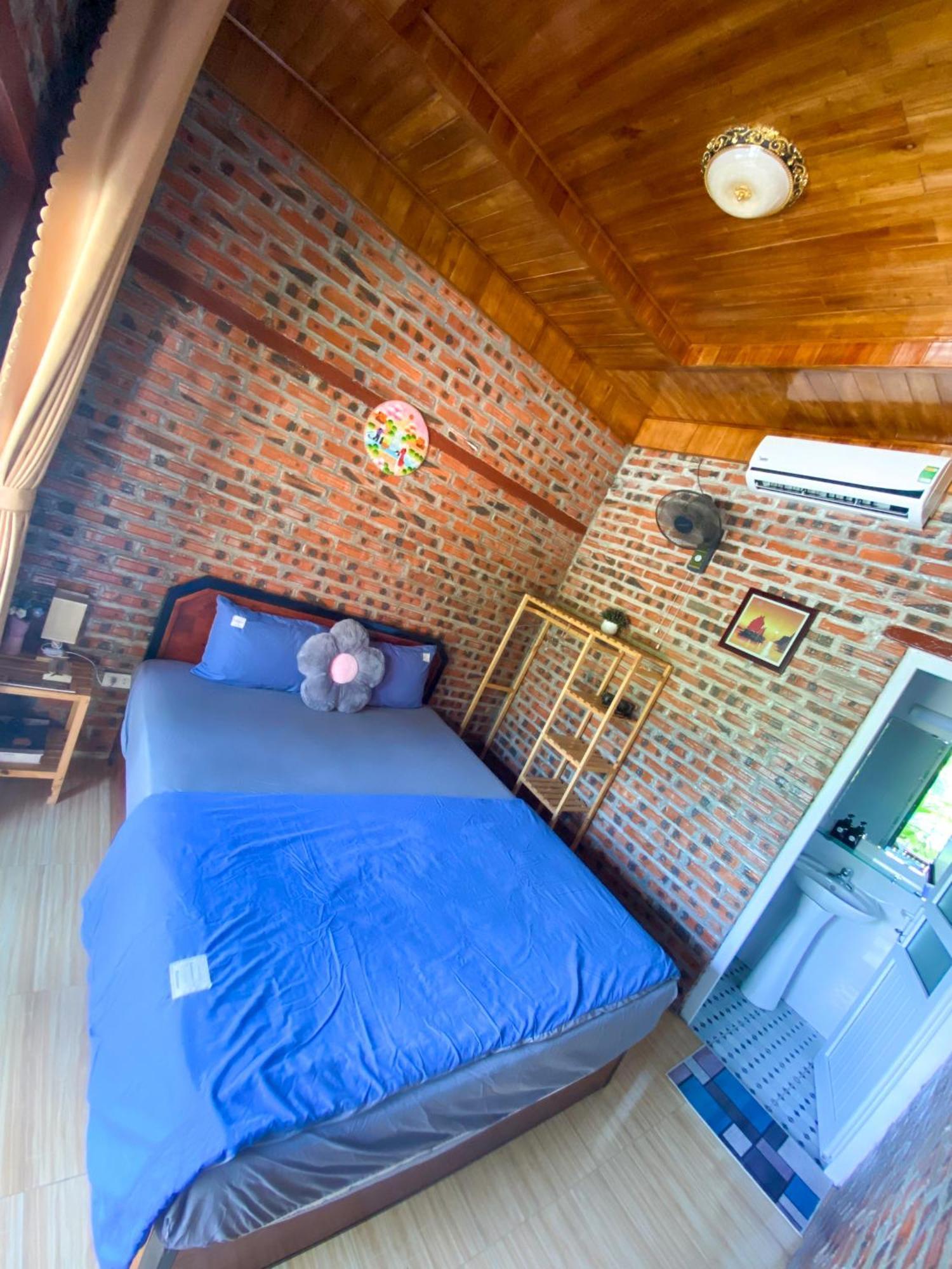 D&D Riverside Homestay Xuan Son Exteriör bild